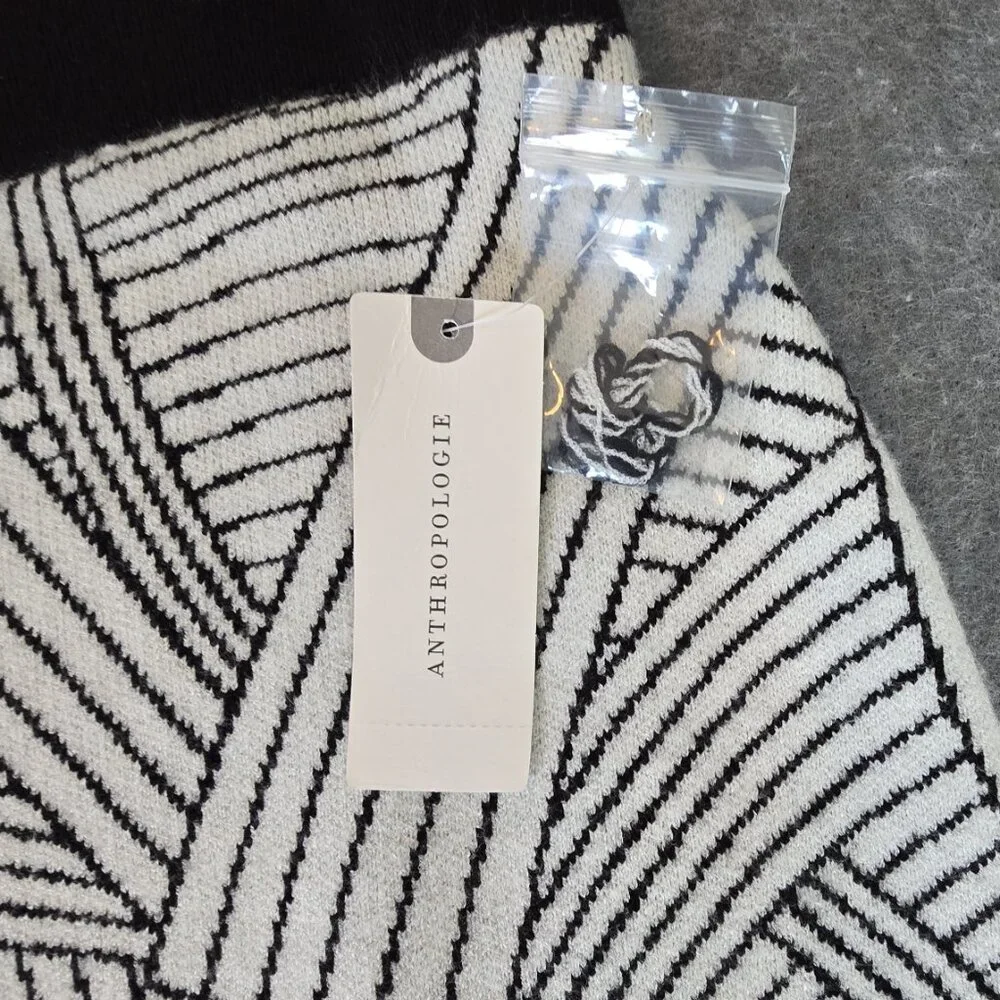 Maeve by Anthropologie White & Black Abstract Woven Print Skirt Size XL NWT - Picture 3 of 10